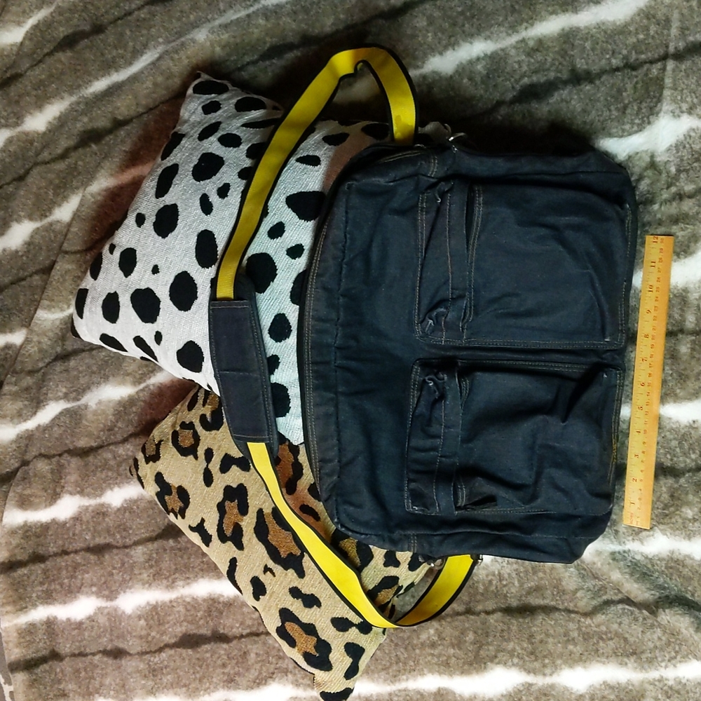 GAP Crossbody Computer+Bookbag